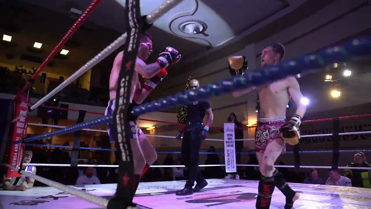Kane Downey vs Archie Marlow