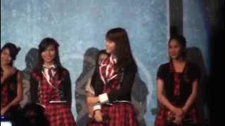 [FANCAM] JKT48 Flying Get Handshake Festival Final stage performance!