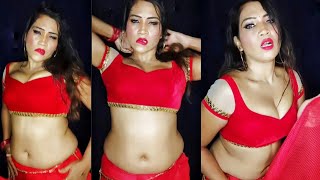 Sexy Aunty Hot Navel Sexy Belly Waist In Saree Clevage Blouse Horny Lip Bite Viral Desi Reelz