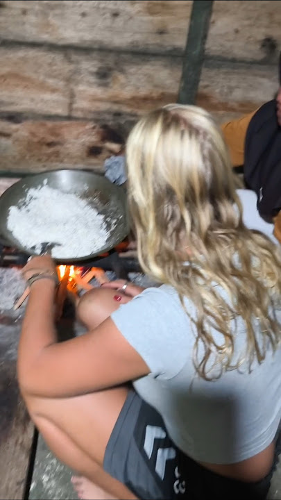 Giat Elisabeth Volunteer Asal Jerman belajar masakan tradisional Sinole, menu wisata kuliner