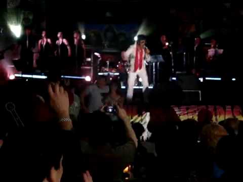 HCTOR ORTIZ AS ELVIS IN MONTERREY MP4.mp4