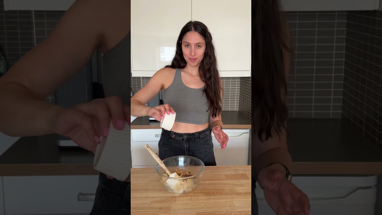 Viral cookie dough bark (lower cal 🍪)