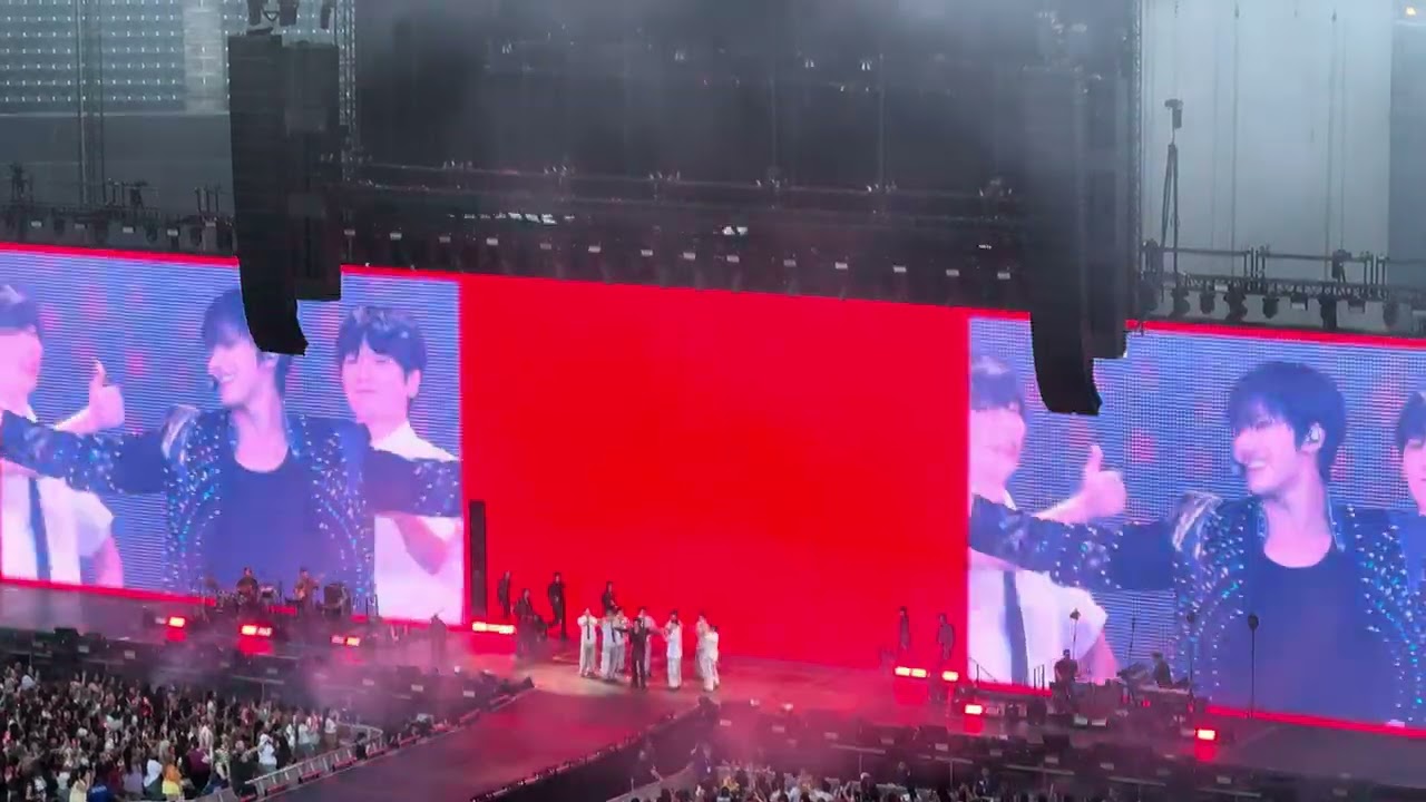 ATEEZ [In Your Fantasy] NYC Citi Field 250713 Opening