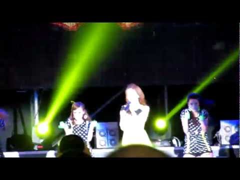 2012.10.20台灣國際豬腳節~謝金燕-嗶嗶嗶