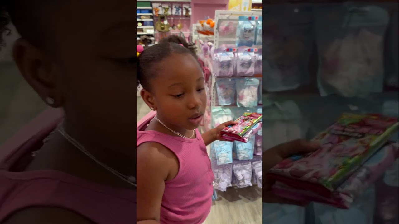 REAL LIFE WITH PEACH 🍑 PEACH McINTYRE 🍑 SHOPPING 🛍️ AT TAMPA INTERNATIONAL MALL