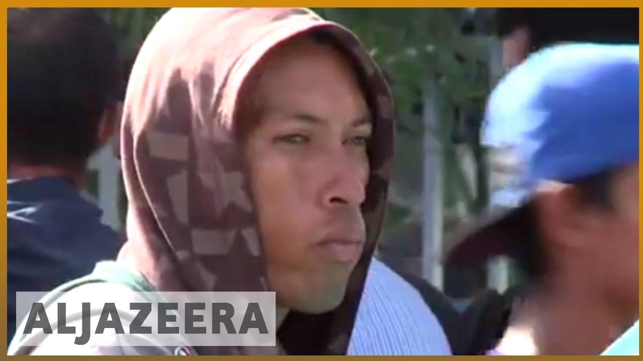 الحدود الأمريكية المكسيكية: طالبو لجوء عالقون في تيخوانا | الجزيرة الإنجليزية