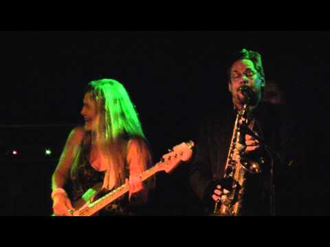 ROCKIN' IN THE FREE WORLD - Lisa Sanders & Friends