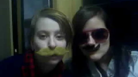 Wiggling staches