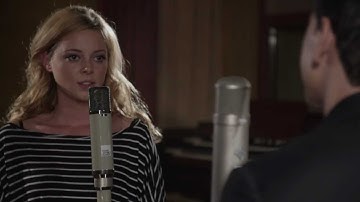 Jan Smit - Sla Je Armen Om Me Heen - Jan Smit feat. Roos van Erkel    (Officiële Videoclip)