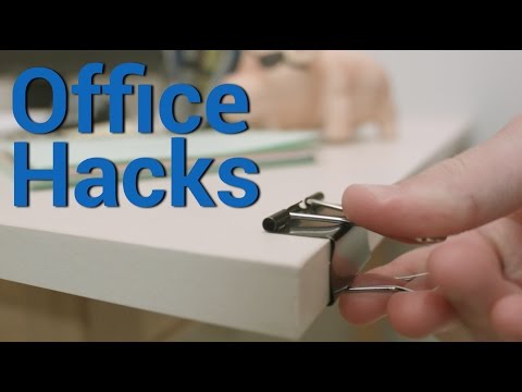 Video: Stůl Office načtený s Candies nebo příliš čistý