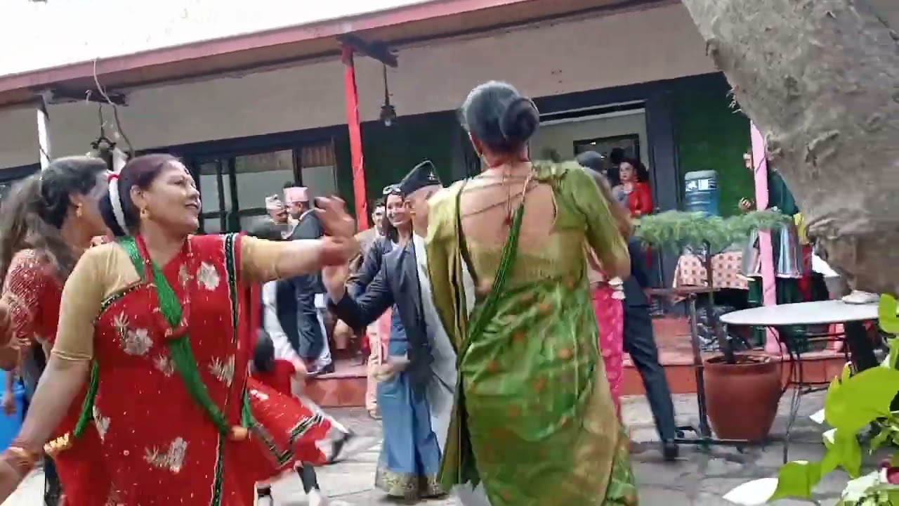 subscribe गरि दिनुहाेला साउँतेली बाजालाई हजुरहरुकाे मायाँको आवश्यकता छ..🙏🙏म जन्मेको दाेलखा चरिकाेट