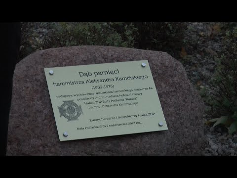 Bialski Hufiec ZHP otrzymał imię hm. Aleksandra Kamińskiego - konferencja i odsłonięcie kamienia