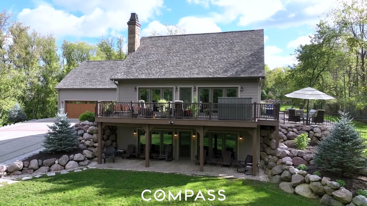 31749 60th St - Luxurious Ranch close to Lake Geneva