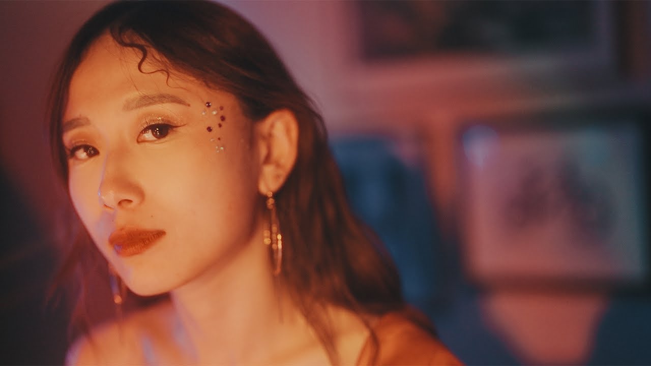 Ver Cindy Zhang - Time Machine (Official Music Video) no YouTube Ver Cindy Zhang - Time Machine (Official Music Video) no YouTube