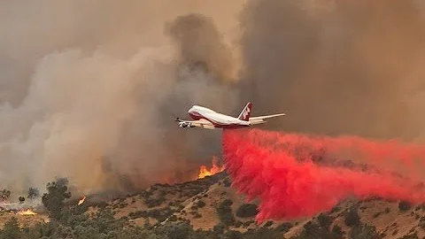 EL AVIN QUE APAG EL FUEGO EN EL AMAZONAS