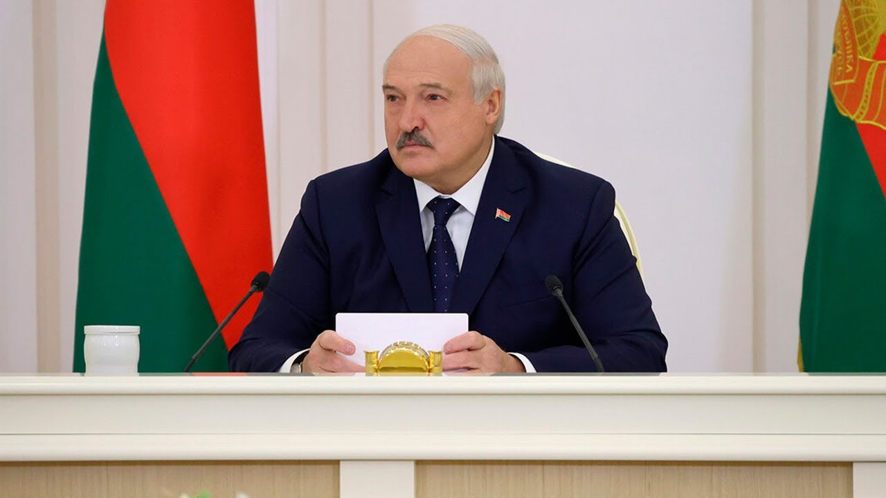 Лукашенко потребовал выстроить справедливую систему ценообразования товаров к началу следующего года