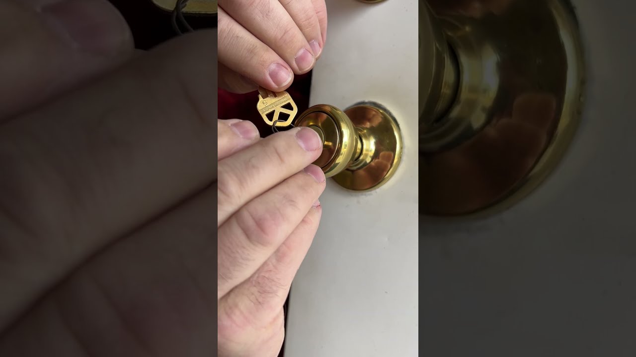 Kwikset Smartkey Door Knob