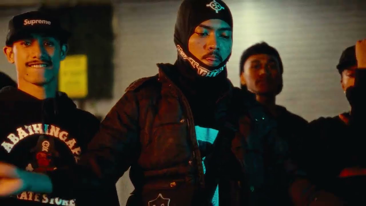 Dope Star - NOW U SEE ME (ft. jaueh, Eley Stiff, drxzzle) (Official Music Video)