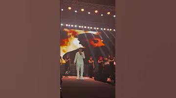 أداء الشامي لـ جيناك من حفل اعياد بيروت Alshami اكسبلور 