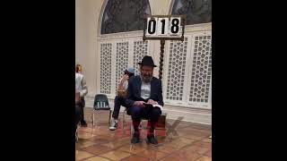 אמירת קינות הלילה בבית הכנסת היוקרתי בפאלם ביץ׳ שבפלורידה, שם מתגורר הנשיא טראמפ.