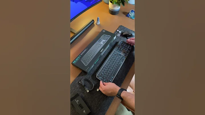 MX Keys S Logitech Keyboard Unboxing #Logitech #MXKeys #unboxing #desksetup