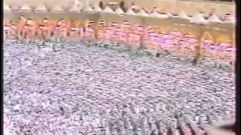 سورة الطور من  بالحرم المكي