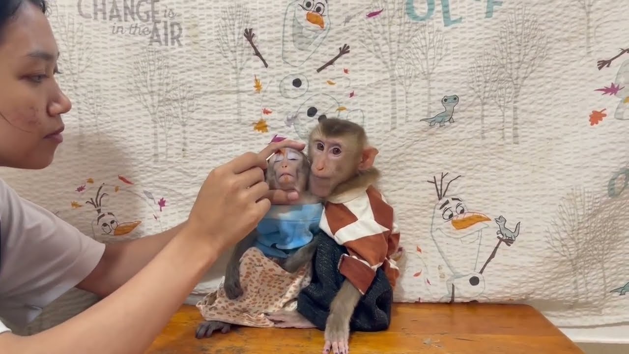 Mom cleaning W0und for Koy after she falll back on floor 