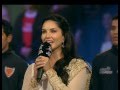Sunny Leone singing National Anthem at Pro Kabaddi 2016