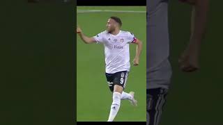 Cenk Tosundan Kartal Pençesi