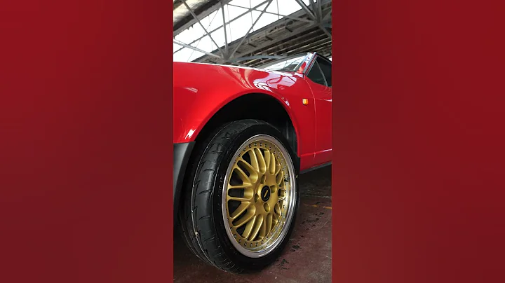 Classic 1982 Alfa Romeo GTV 2L  riding on Simmons OM-1 Gold Mirror Lip Wheels ♥️♥️