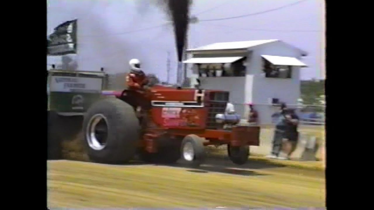 Illinois Tractor Pulling Association 1991 Waterloo, Illinois 10,000 lb