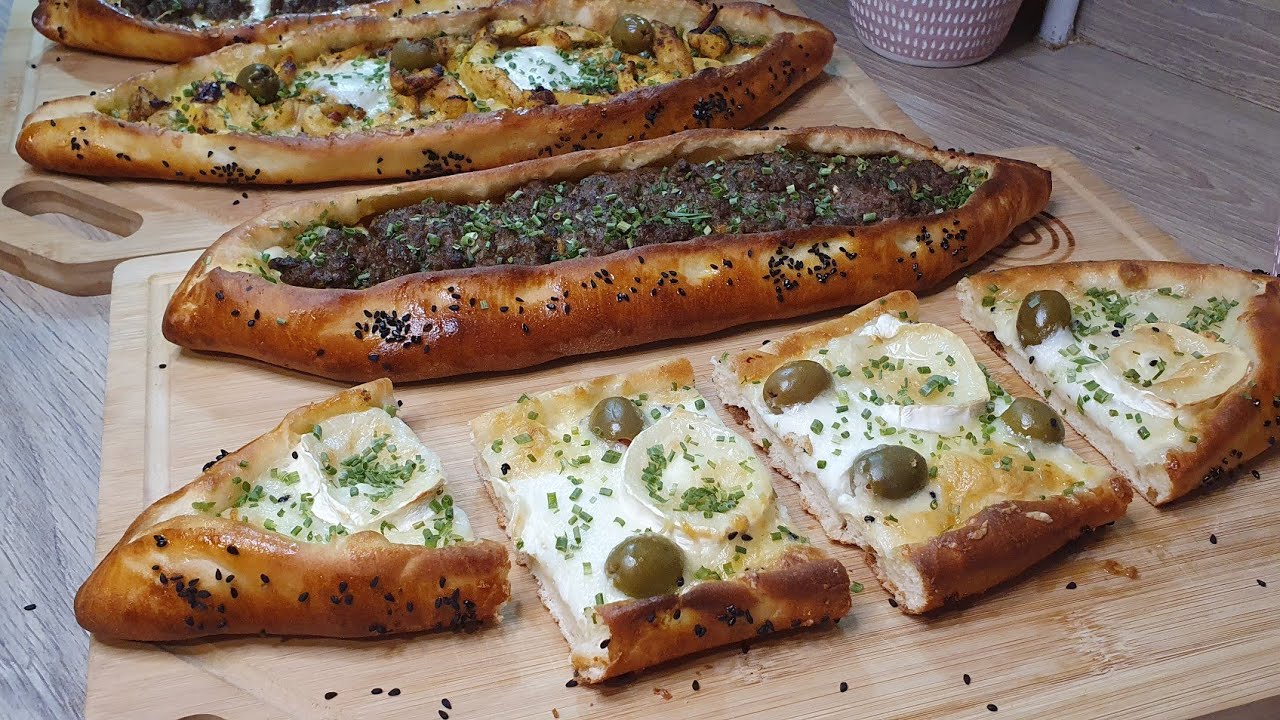 pizza turc Pide Kiymali la recette la plus facile à faire🇹🇷🇹🇷 بيتزا تركية 🍕