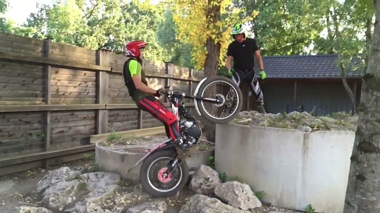 Great demonstration during training! #extremesports #trialbike #motoadventure #offroad #dirtbike