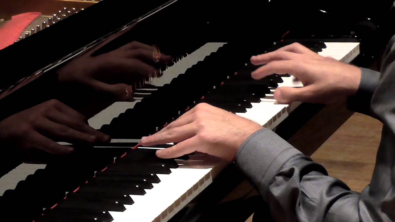 Beethoven | Piano Sonata no. 5 in C minor, op. 10 no. 1 (by Vadim