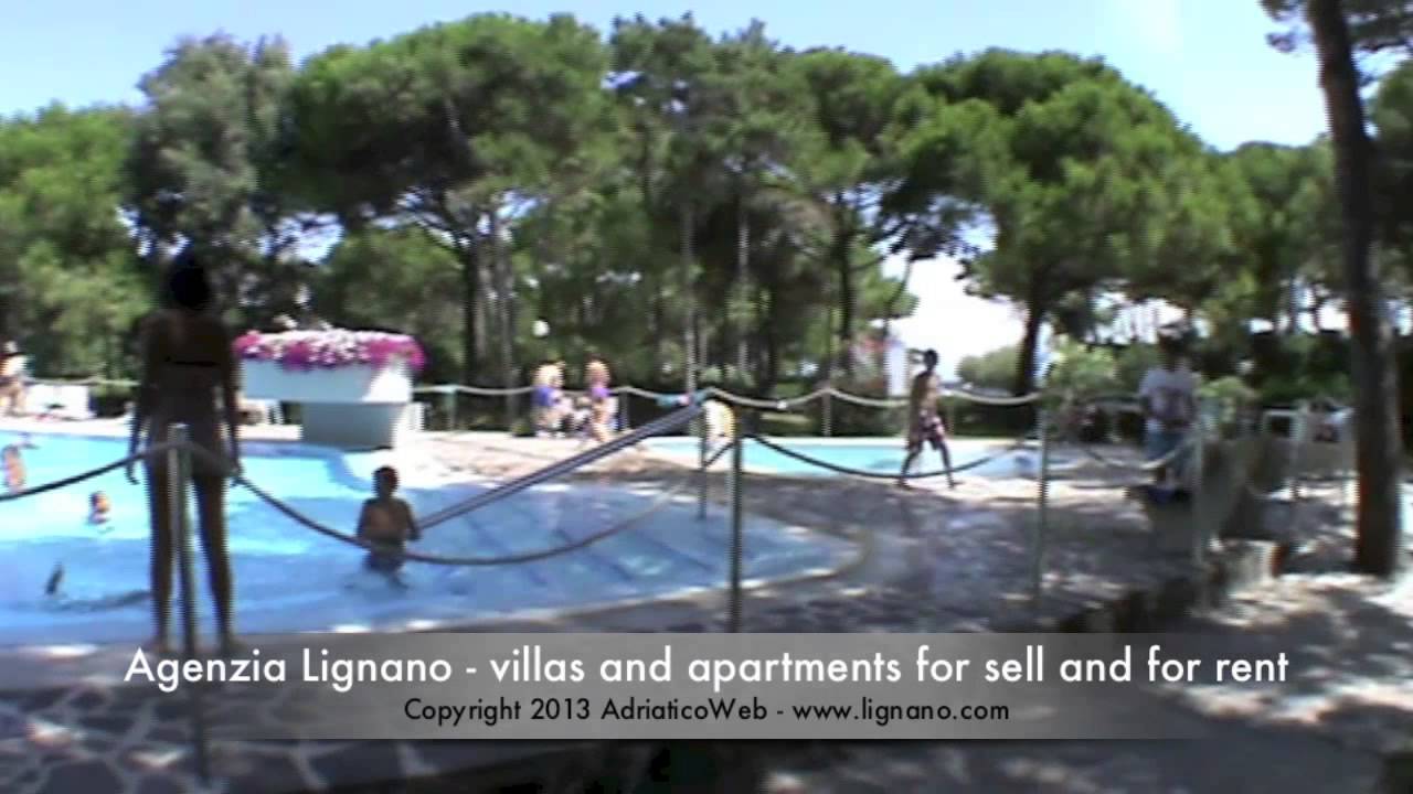 Lignano: Condominio Meridiana, the pool - Agenzia Lignano