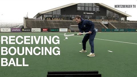 How to receive a bouncing ball | Field Hockey | Hertzberger TV