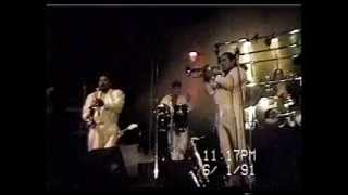 TROPICALISIMO APACHE -- Pa'lla  y  Pa'ca --