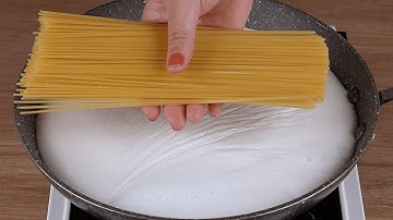 Ik heb deze truc geleerd van een vriend uit Italië en vanaf nu kook ik alleen nog maar pasta op d...