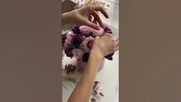 Собираю букет из мыльных цветов и стабилизированной зелени #цветы #мыльныерозы