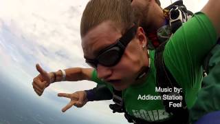 Eric Rude skydiving (With a spraind ankle)
