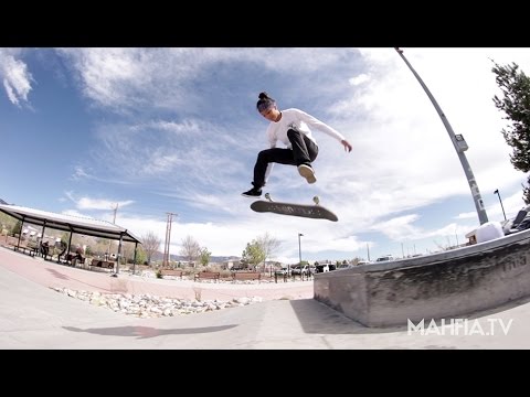 [SKATE] New Mexico Skateparks w/ Mariah Duran, Savannah Headden and Annie Guglia