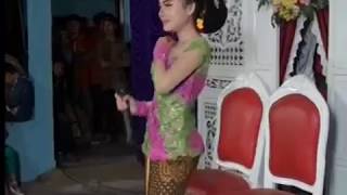 Download lagu LADY WIJAYA TIADA GUNA LADY WIJAYA TIADA GUNA