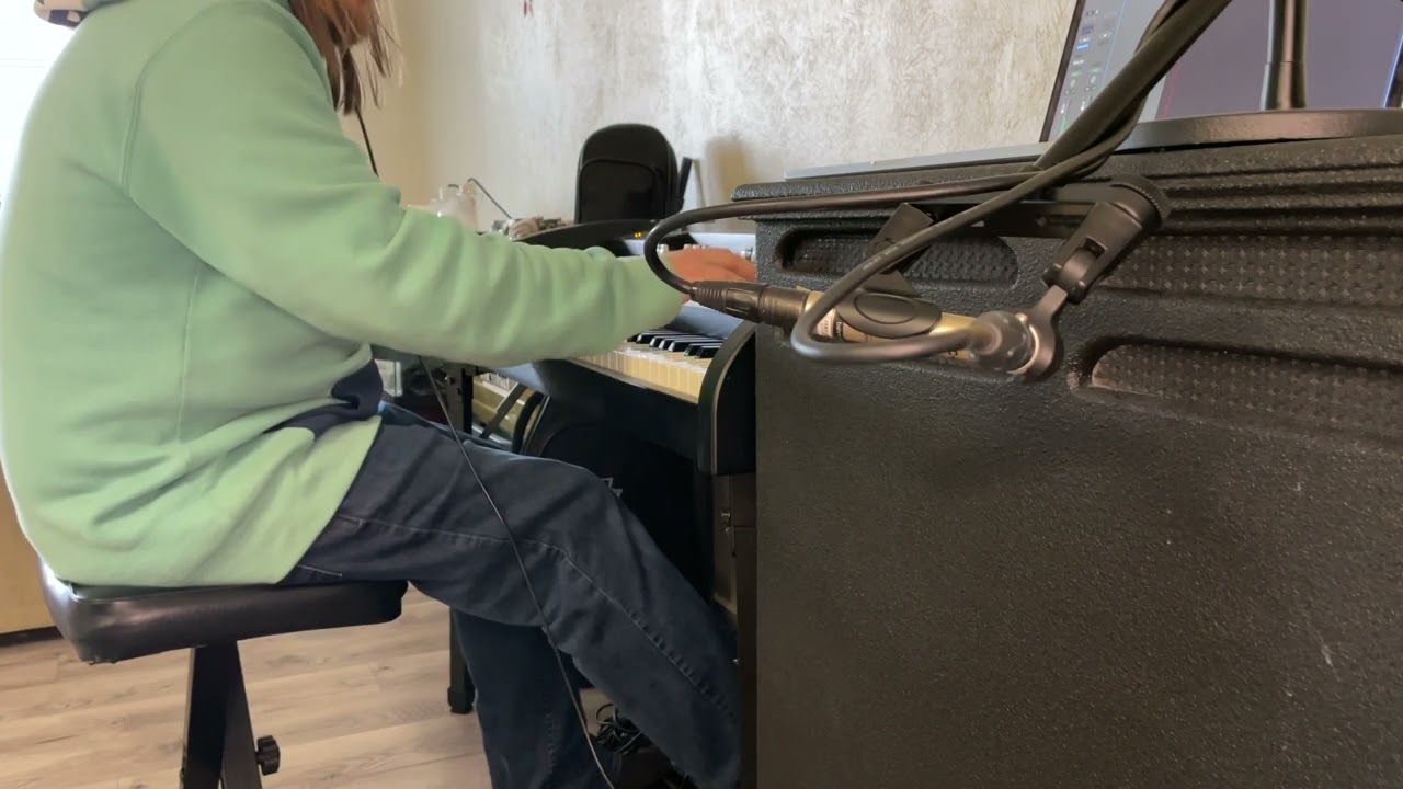 Behringer C-2 Microphones are a Great Leslie Top Rotor Mic!