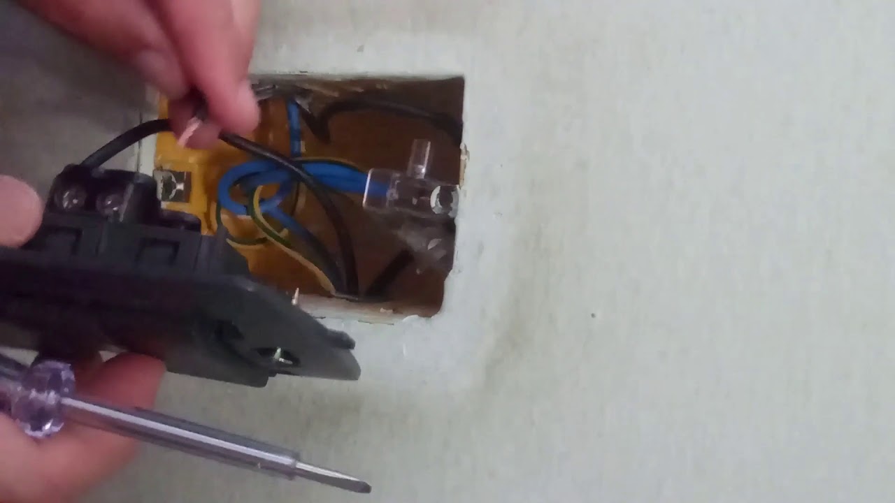 Come installare un interruttore unipolare