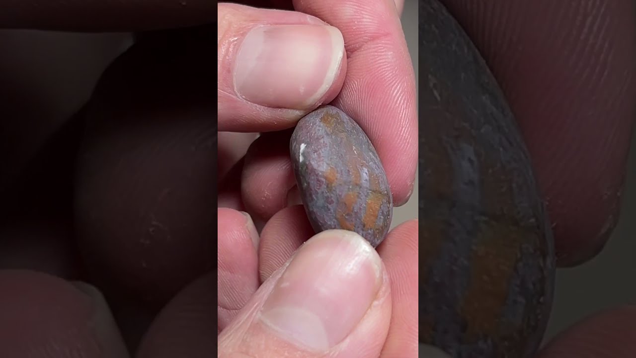 Polishing a Lake Superior Moss Agate