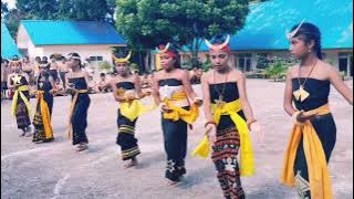 Seni Tari Sumba | Kuku Manu | Audio Lirik - Kun Mally