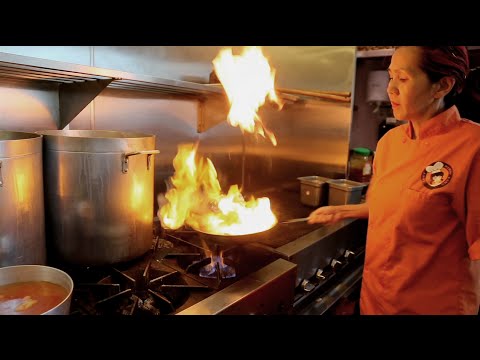 Chef Kimmy Tang Cooking With Color-11-08-2015