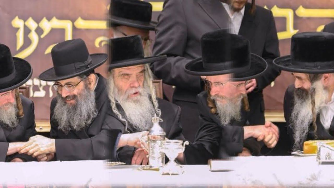 למרות המלחמה: גדולי האדמו״רים בטיש יארוצייד בחסידות בווערדאן בראשות האדמו״ר