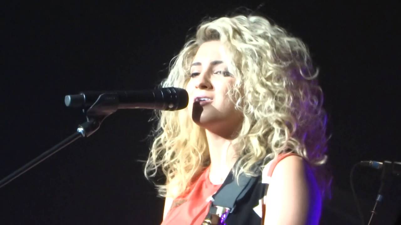 Tori Kelly - Should've Been Us 4-16-16 Unbreakable Tour Orlando, FL