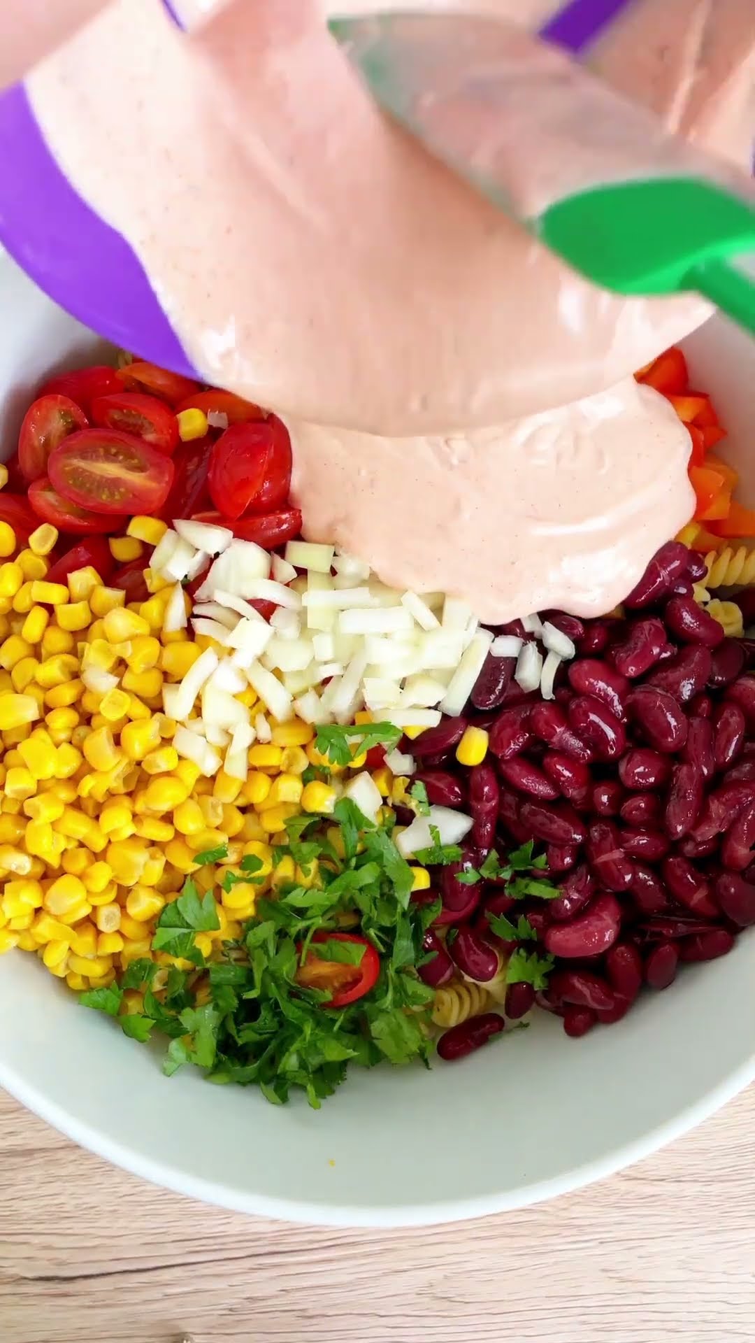 Nudelsalat nach mexikanischer Art Rezept | vegan | Salatschwester - YouTube